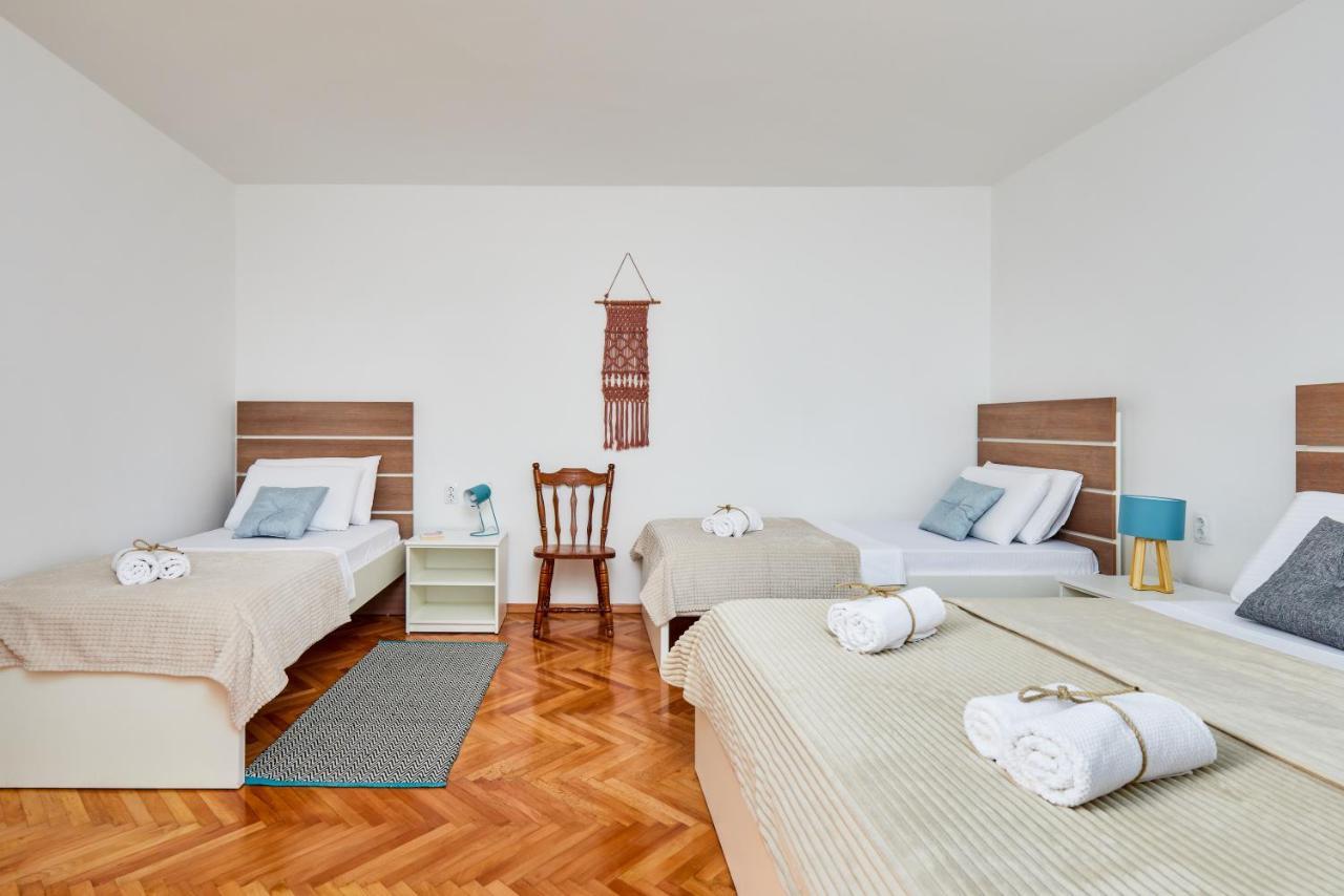 Waikiki Beach House Villa Tivat Luaran gambar