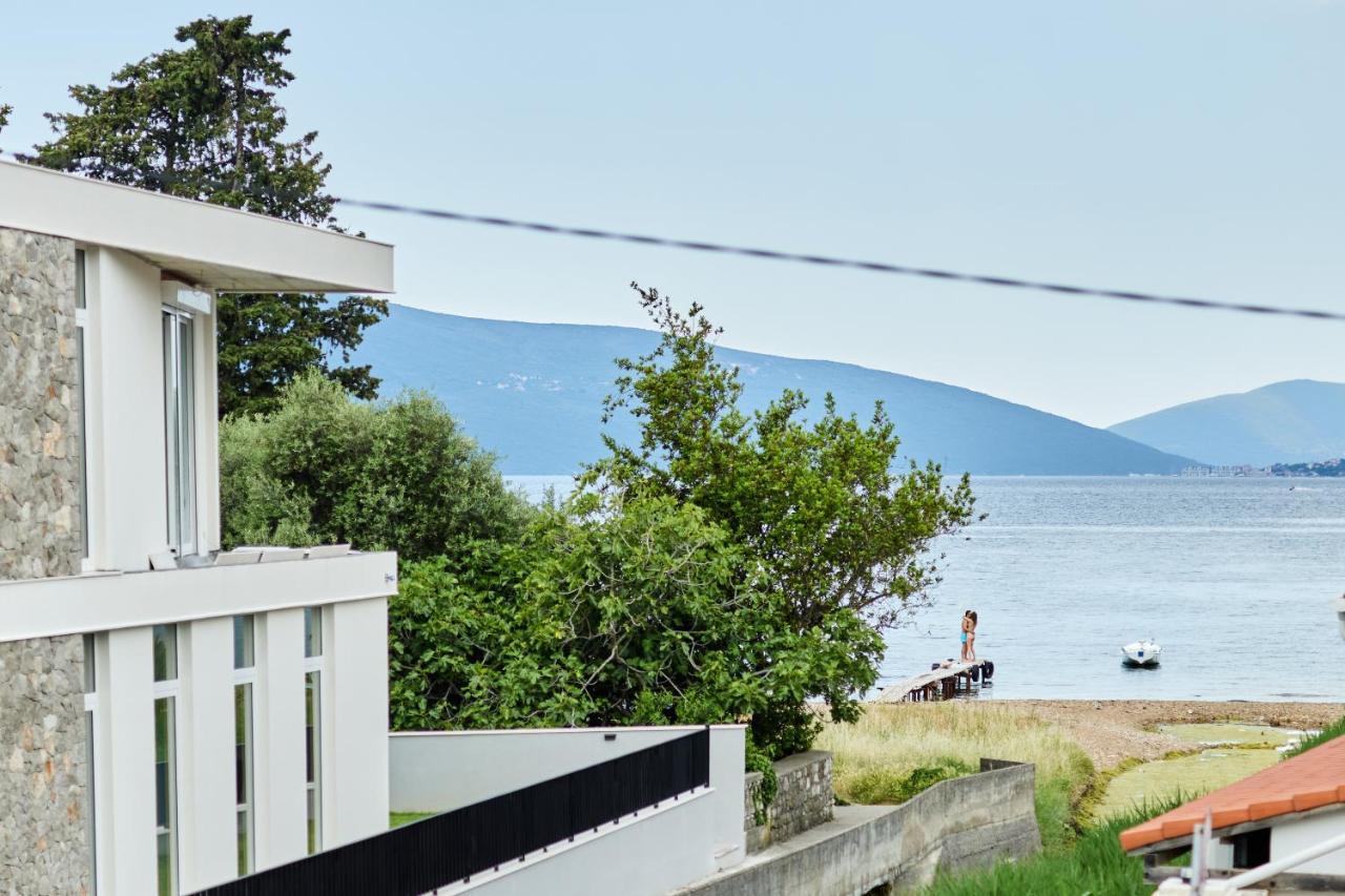 Waikiki Beach House Villa Tivat Luaran gambar