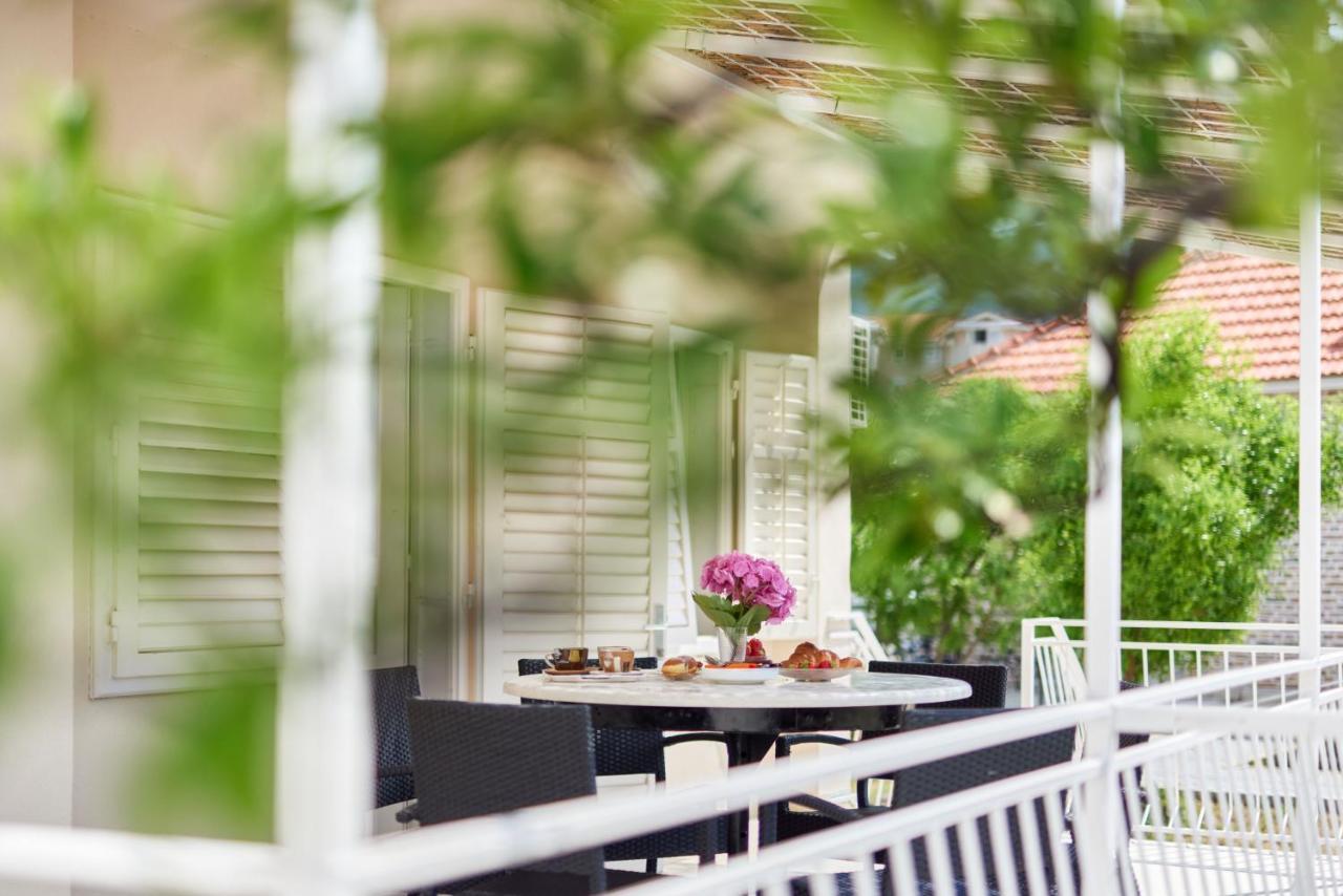 Waikiki Beach House Villa Tivat Luaran gambar