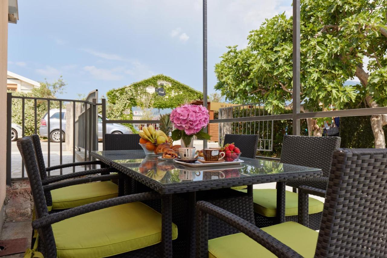 Waikiki Beach House Villa Tivat Luaran gambar