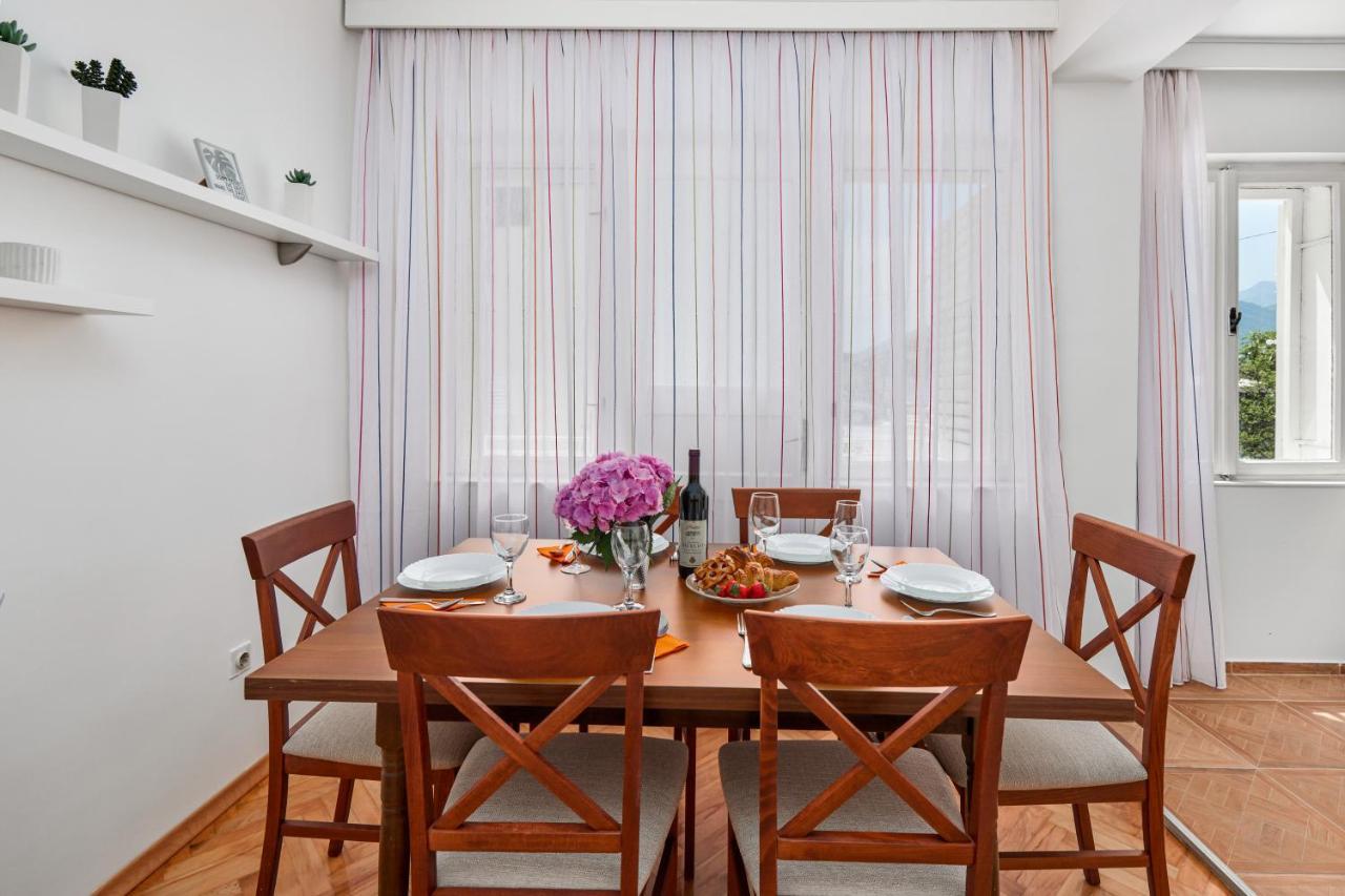 Waikiki Beach House Villa Tivat Luaran gambar