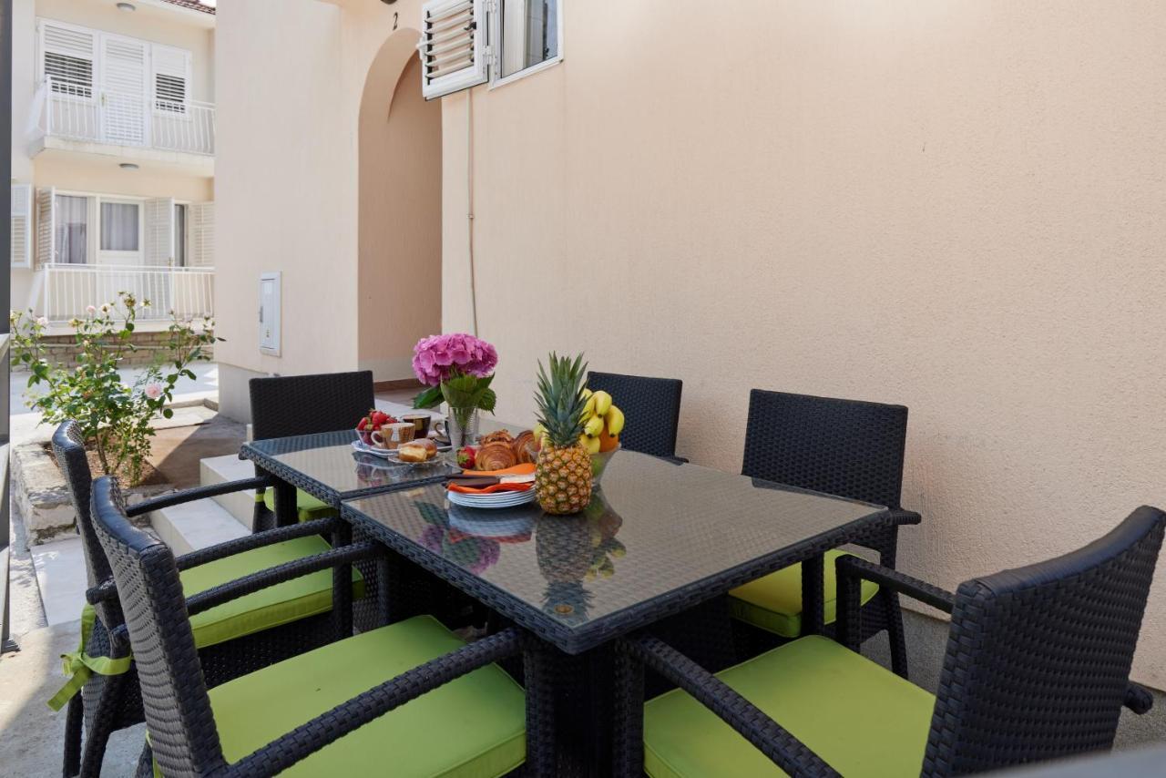 Waikiki Beach House Villa Tivat Luaran gambar
